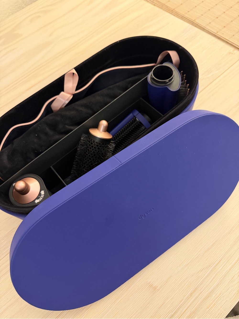 Dyson storage box and attachments